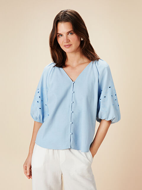 LCW Comfort V Yaka Nakışlı Balon Kollu Bluz - S5MA01Z8-JP6