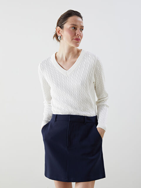 LCW Modest V Yaka Kendinden Desenli Kadın Triko Kazak - S5MA38Z8-FEW