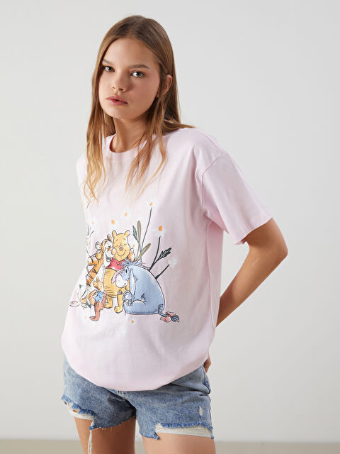 XSIDE Bisiklet Yaka Winnie the Pooh Baskılı Kadın Tişört - S5MB33Z8-Z1C