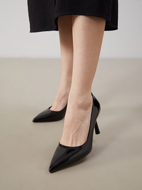 KOOR Parlak Deri Görünümlü Kadın Topuklu Ayakkabı - S5MB42Z8-HUC