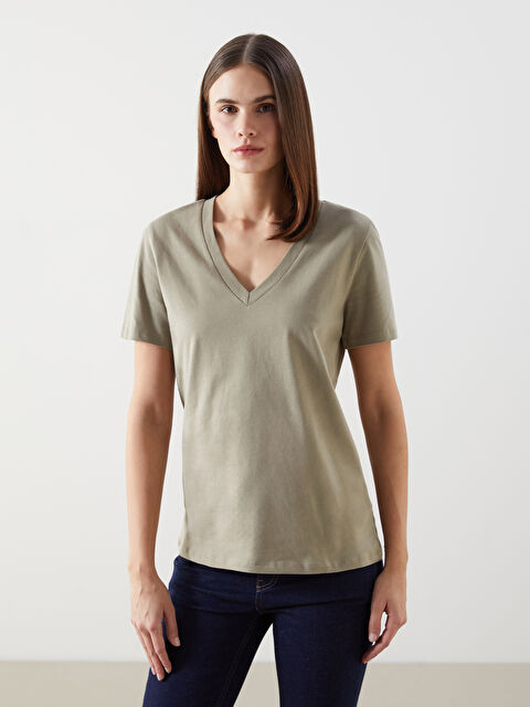 LCW Vision V Yaka Kadın Tişört - S5ME91Z8-QZR