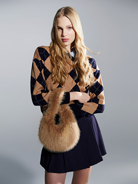 LCW ACCESSORIES Kürklü Kadın Baget Çanta - S5MK71Z8-EGM