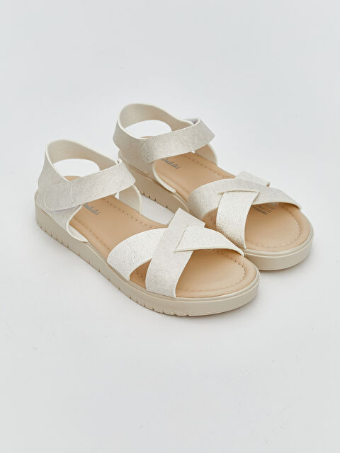 LCW STEPS Bilekten Bağlamalı Kız Çocuk Sandalet - S5ML26Z4-VZV