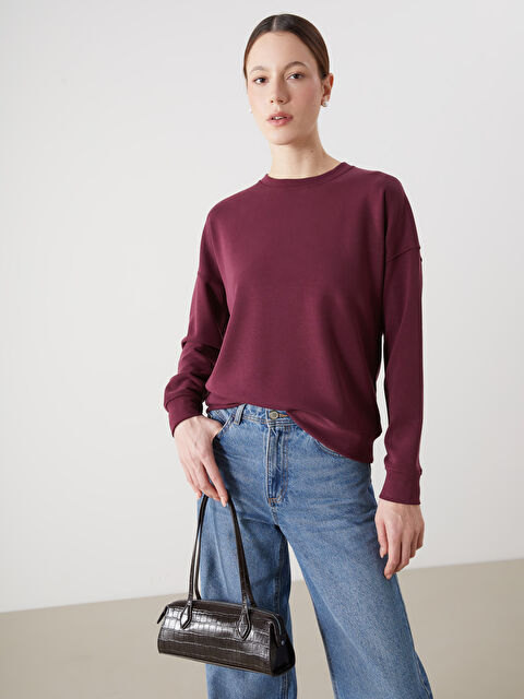 LCWAIKIKI Classic Bisiklet Yaka Oversize Kadın Sweatshirt - S5ML96Z8-JAV