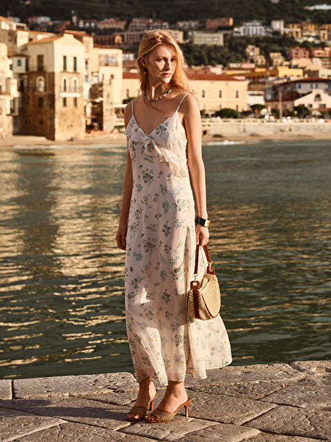 LCW Vision V Yaka Çiçekli Şifon Elbise - S5MM47Z8-LT4