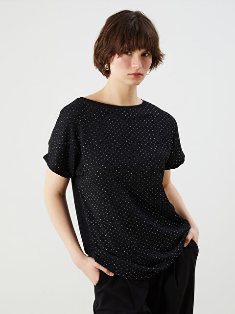 LCWAIKIKI Classic Bisiklet Yaka Desenli Kadın Tişört - S5MP17Z8-CVL