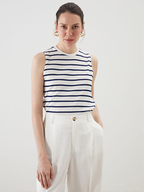 LCWAIKIKI Classic Bisiklet Yaka Çizgili Kadın Atlet - S5MP33Z8-LGS