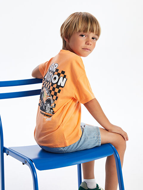 LCW Kids Bisiklet Yaka Baskılı Erkek Çocuk Tişört - S5MP89Z1-KVA