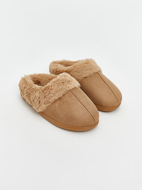 LCW STEPS İçi Kürklü Kız Çocuk Ev Terliği - S5MY58Z4-CXS