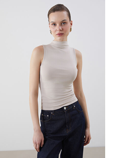 LCWAIKIKI Classic Dik Yaka Kadın Body - S5N287Z8-QYF