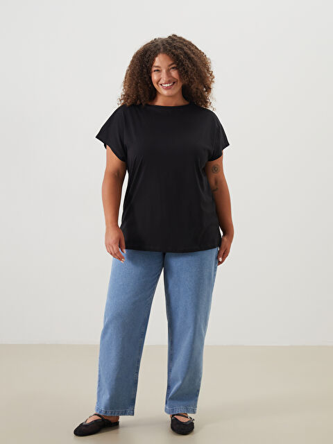 LCWAIKIKI Classic Bisiklet Yaka Kadın Tişört