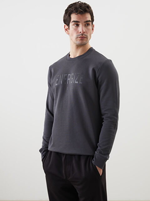 LCWAIKIKI Classic Bisiklet Yaka Uzun Kollu Baskılı Erkek Sweatshirt - S5N456Z8-Q1N