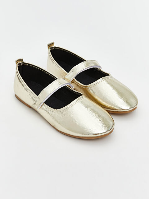 LCW STEPS Parlak Görünümlü Kız Çocuk Babet - S5N598Z4-GHW