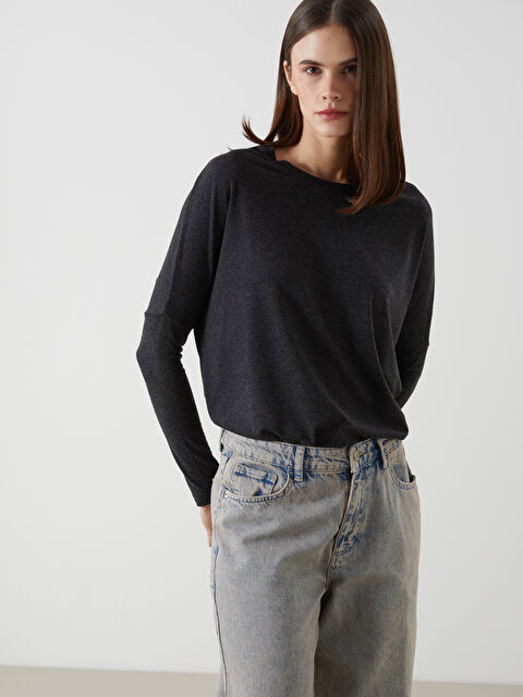 LCWAIKIKI Classic Bisiklet Yaka Kadın Tişört - S5N665Z8-CVL