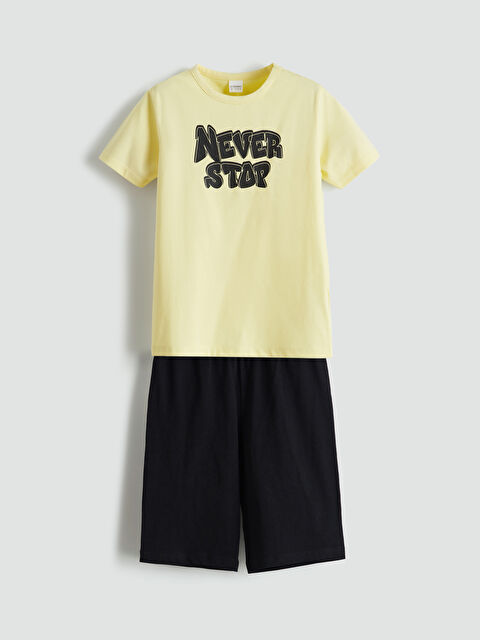 LCW Kids Bisiklet Yaka Erkek Çocuk Şortlu Pijama Takımı - S5N707Z4-FDR