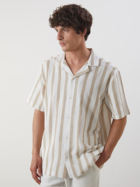 LCW Vision Regular Fit Kısa Kollu Erkek Dokulu Gömlek - S5N847Z8-LEC