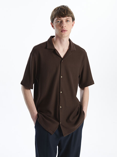 LCW Vision Regular Fit Kısa Kollu Erkek Gömlek - S5N848Z8-ZJ8