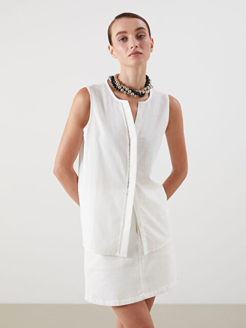 LCWAIKIKI Classic Kaçık Yaka Ajurlu Bluz - S5ND45Z8-R9J