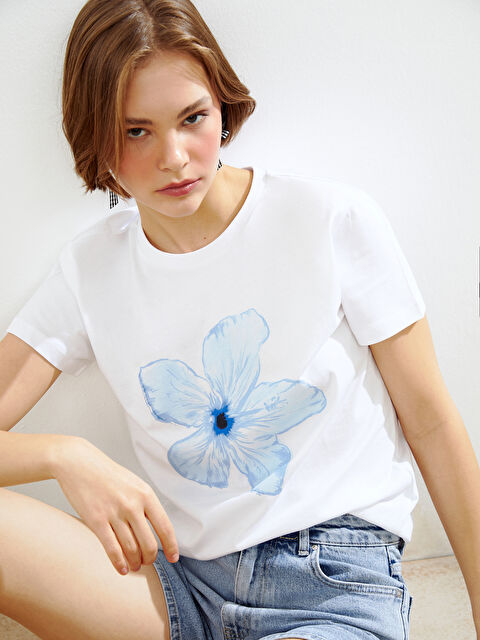 XSIDE Bisiklet Yaka Çiçekli Kadın Tişört - S5NG07Z8-Q6K