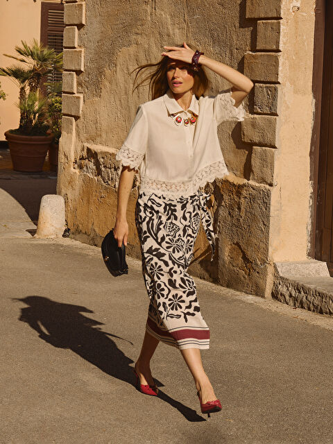 LCWAIKIKI Classic Beli Lastikli Desenli Etek - S5NG08Z8-LQJ