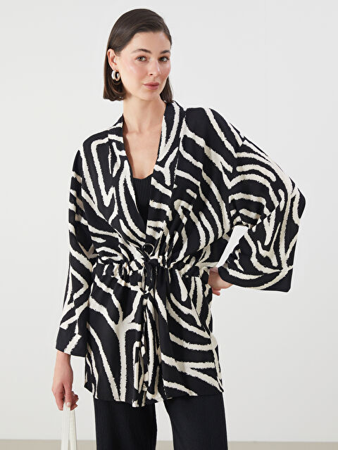 LCWAIKIKI Classic Şal Yaka Desenli Kadın Kimono - S5NH97Z8-LQJ