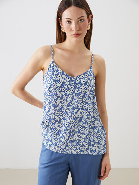 LCWAIKIKI Classic V Yaka Çiçekli Askılı Bluz - S5NI00Z8-LQQ