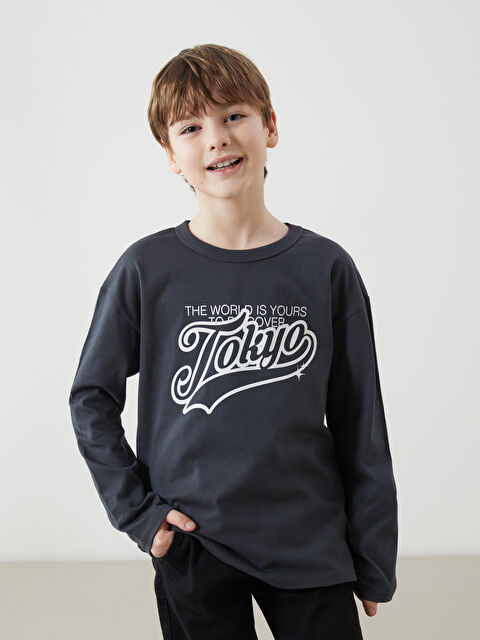 LCW Kids Bisiklet Yaka Tokyo Baskılı Erkek Çocuk Tişört - S5NK36Z4-R4Q