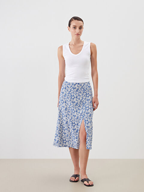 LCWAIKIKI Classic Beli Lastikli Çiçekli Yırtmaçlı Etek - S5NL17Z8-LSJ