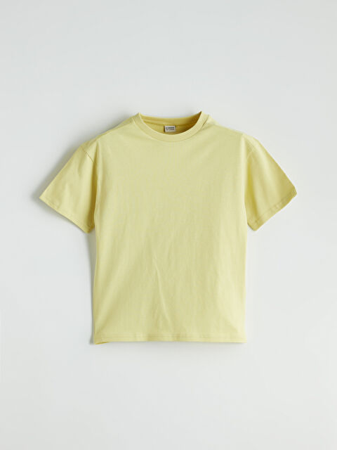 LCW Kids Rahat Kalıp Bisiklet Yaka Basic Erkek Çocuk Tişört - S5NL74Z4-FW0