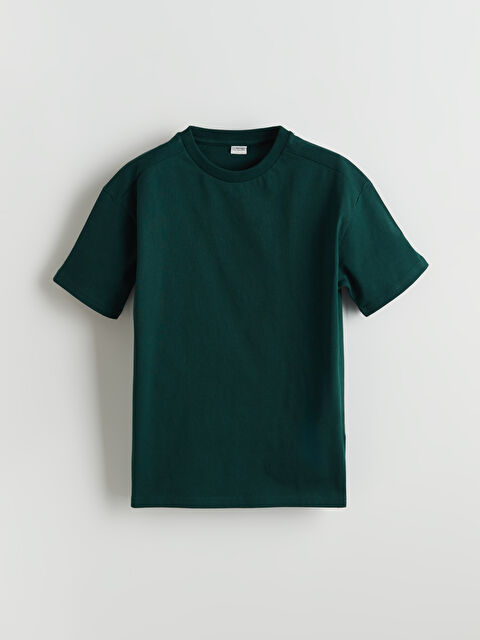 LCW Kids Rahat Kalıp Bisiklet Yaka Basic Erkek Çocuk Tişört - S5NL74Z4-HHQ