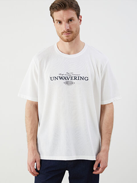 LCWAIKIKI Classic Bisiklet Yaka Baskılı Erkek Tişört - S5NP98Z8-R9J