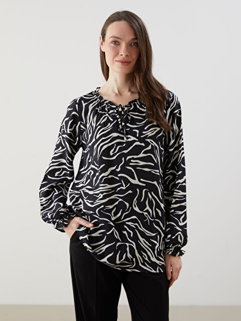 LCW Grace Bağlamalı Yaka Desenli Kadın Bluz - S5NU70Z8-LQJ