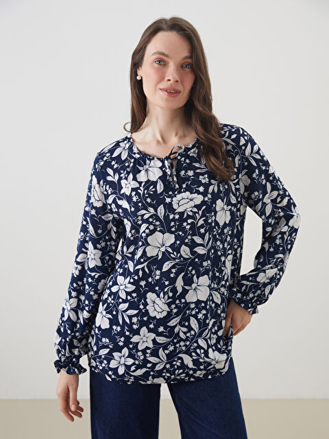 LCW Grace Bağlamalı Yaka Çiçekli Kadın Bluz - S5NU70Z8-LSJ