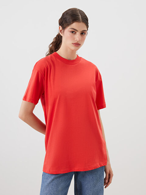 LCW Modest Dik Yaka Kadın Tişört - S5O045Z8-GXV