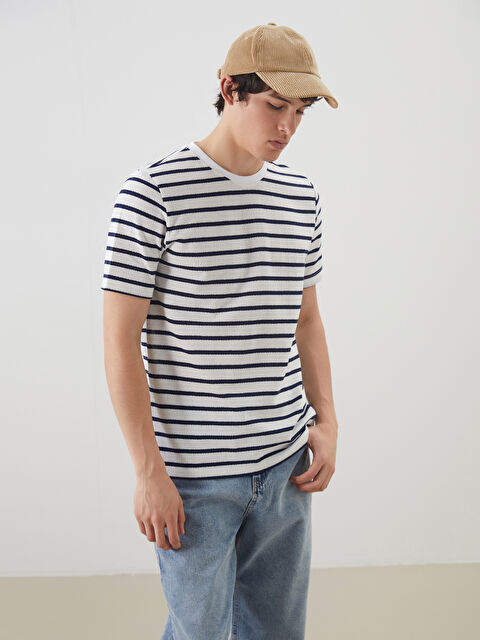 XSIDE Bisiklet Yaka Çizgili Erkek Tişört - S5O046Z8-LGS
