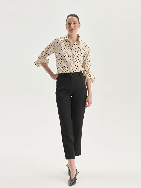 LCWAIKIKI Classic Regular Fit Women's Pleated Trousers - S5O102Z8-CVL