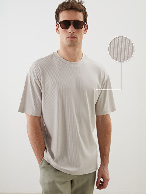 LCW Vision Bisiklet Yaka Erkek Dokulu Tişört - S5O116Z8-VDJ