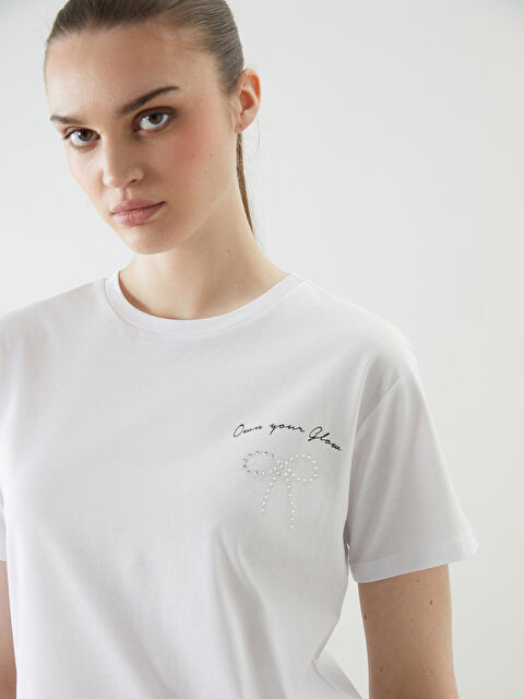 LCW Vision Bisiklet Yaka Taşlı Kadın Tişört - S5O389Z8-Q6K