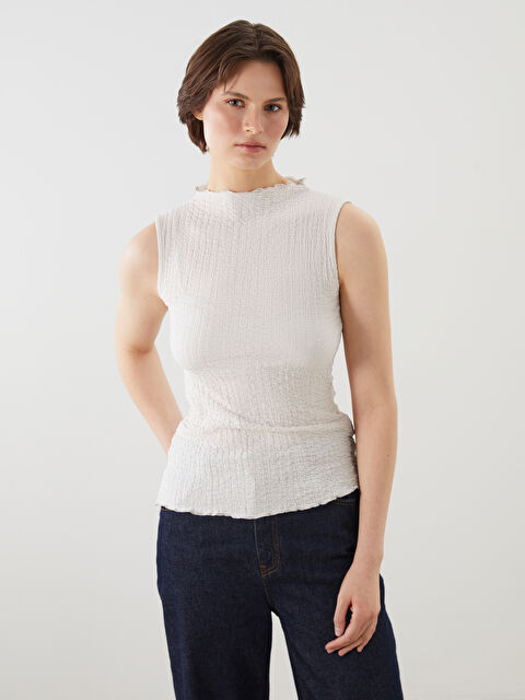 LCWAIKIKI Classic Dik Yaka Dokulu Bluz - S5O392Z8-FX7