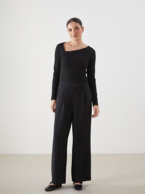 LCWAIKIKI Classic Beli Lastikli Geniş Paça Kadın Pileli Pantolon - S5O748Z8-CVL