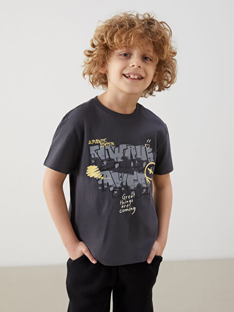 LCW Kids Bisiklet Yaka Baskılı Erkek Çocuk Tişört - S5O750Z1-HEF