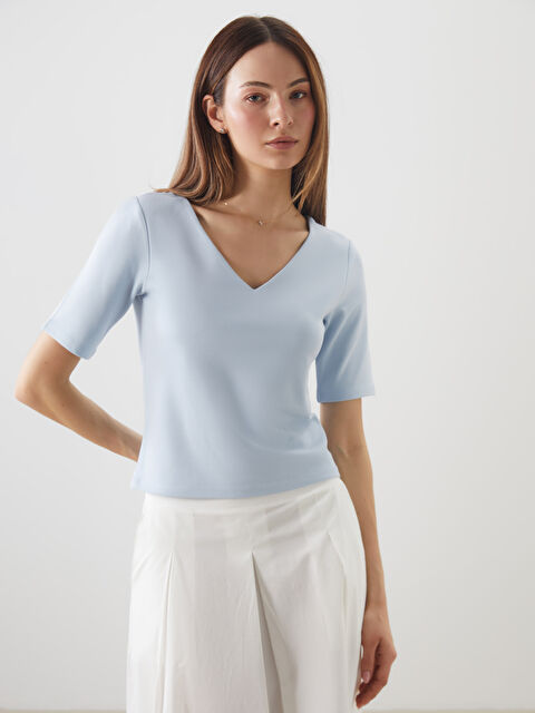 LCWAIKIKI Classic V Yaka Bodycon Bluz - S5OE07Z8-G0K