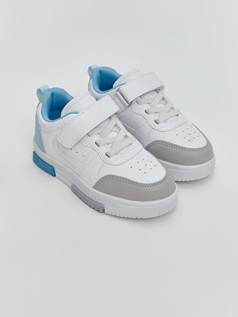 LCW STEPS Bağcık ve Cırt Cırtlı Erkek Çocuk Spor Ayakkabı - S5OE63Z4-Q6K