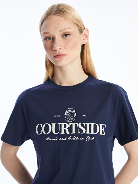 LCW Vision Bisiklet Yaka Nakışlı Kadın Tişört - S5OQ14Z8-HEL