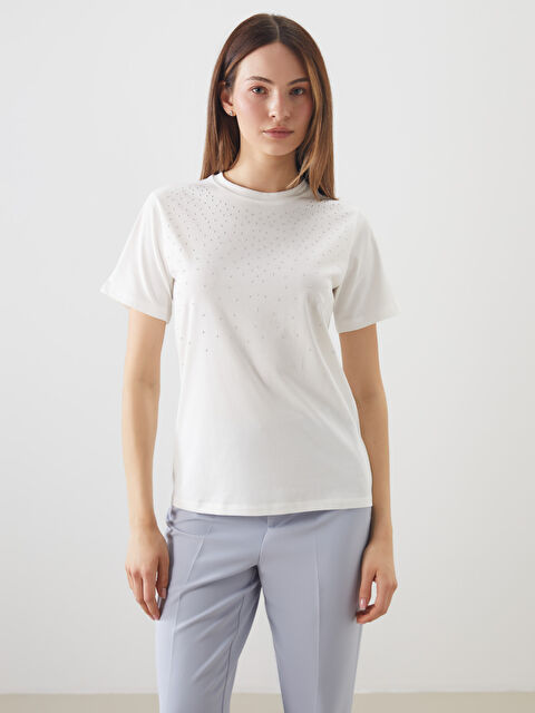 LCWAIKIKI Classic Bisiklet Yaka Taşlı Kadın Tişört - S5OQ42Z8-R9J