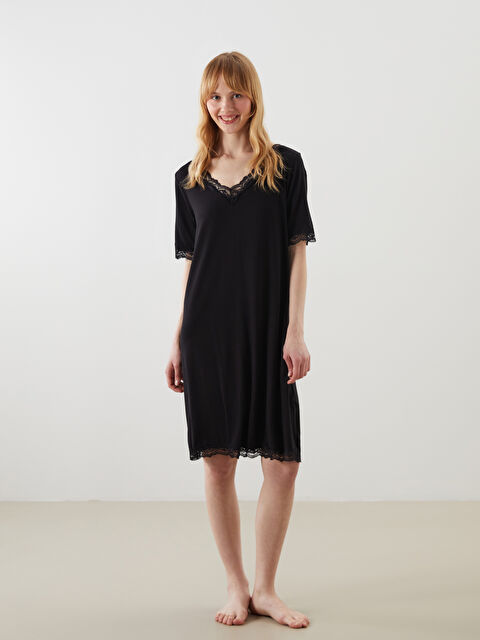 LCW DREAM V Yaka Dantel Detaylı Kadın Gecelik - S5OY12Z8-CVL