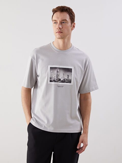 LCW Vision Bisiklet Yaka Baskılı Penye Erkek Tişört - S5P221Z8-VK7