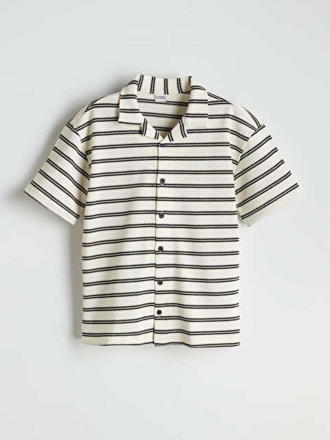 LCW Kids Çizgili Kısa Kollu Erkek Çocuk Gömlek - S5P378Z4-LFC