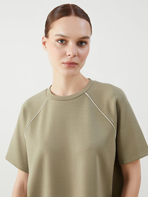 LCW Modest Dik Yaka Kadın Tişört - S5P717Z8-QZR