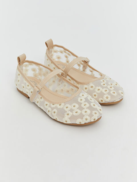 LCW STEPS Çiçek Nakışlı Kız Çocuk Babet - S5P827Z4-EEW